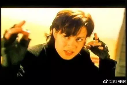 李小龍兒兒照片曝光,兒子28歲已經離世,女兒已經50歲美貌動人!