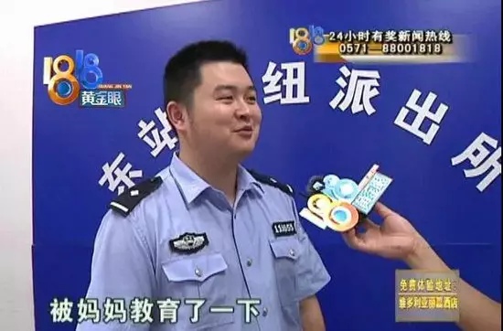 孫子寫作業被罵!奶奶好心疼「隔天帶孫子翹課」,媽媽急哭「一看監視器畫面」網哭:想念我奶奶了~~