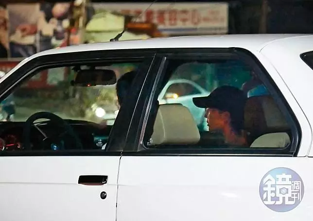 邱澤大方表白追求張鈞甯,女方沉默一天回應:抱歉給大家困擾!