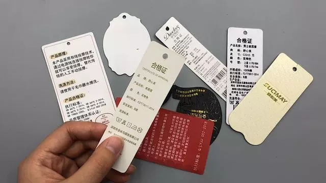 衣服吊牌直接扔掉?趕快收起來,放在家裡有大用處,省錢又實用 !