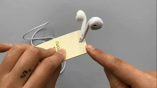 衣服吊牌直接扔掉?趕快收起來,放在家裡有大用處,省錢又實用 !