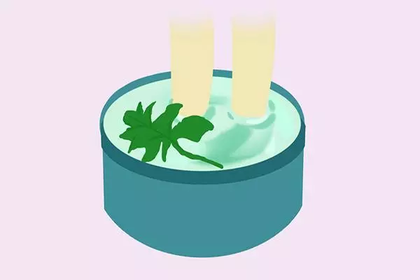 每天堅持用艾草洗頭泡腳,身體有哪些喜人改變?
