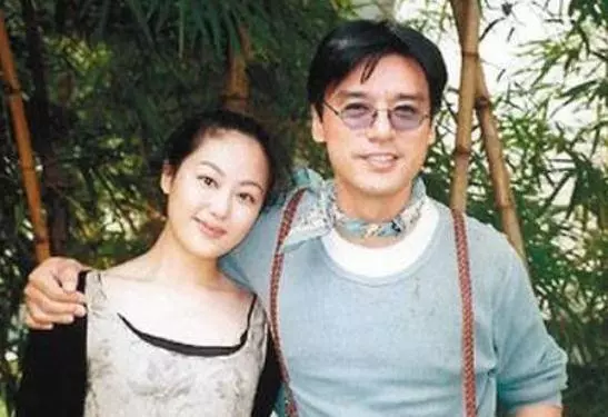 離婚20年,章小蕙對鍾鎮濤道歉:「對不起讓你破產!」道出夫妻價值觀不同有多悲劇!