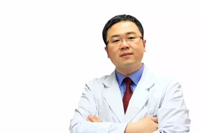 手指麻木疼痛,夜間加重,白天減輕,很可能是這兩種問題惹的禍