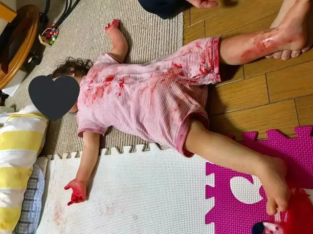 日本媽媽育兒崩潰的瞬間,放小孩自己玩房間秒變案件現場