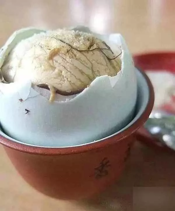 越南34怪:一夫多妻隨便拽,實情驚人!