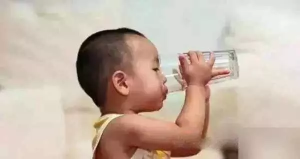 越南34怪:一夫多妻隨便拽,實情驚人!