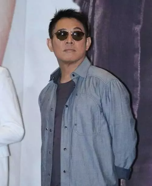 李連傑那麼有錢,一身病卻不治療,向華強夫婦說出背後的真相!