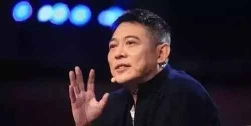 李連傑那麼有錢,一身病卻不治療,向華強夫婦說出背後的真相!