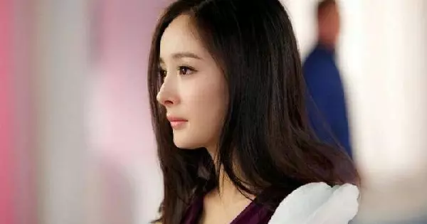 當他放不下一個女人時,常有9種表現