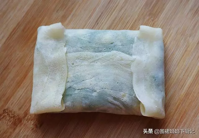 韭菜盒子新做法,不和面、不擀皮,出鍋後外焦里嫩、餡料十足