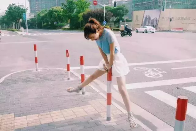 人到中年:為何越來越沉默,越來越不想說?