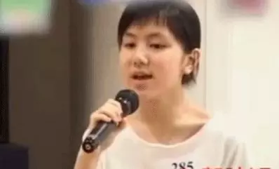16歲街頭賣唱,25歲登福布斯,從公主活成女王
