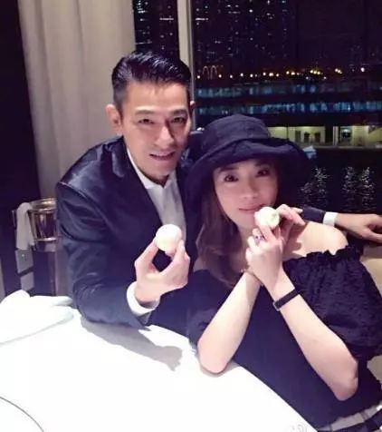 劉德華女兒近照曝光,難怪一直不願意公開女兒的長相,網友:劉天王的基因果然不是假的~