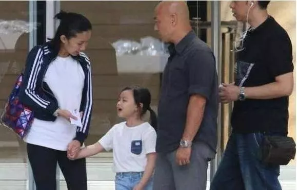 劉德華女兒近照曝光,難怪一直不願意公開女兒的長相,網友:劉天王的基因果然不是假的~