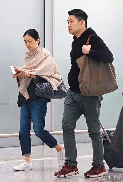 劉德華和朱麗倩表妹同框出鏡,其父是馬來西亞百億富豪,可以說一胖毀所有!