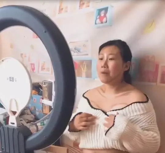 現出原形!網紅們「美肌下的真面目」曝光 美顏一關「仙氣V臉網美→白鼻心阿姨」粉絲看傻