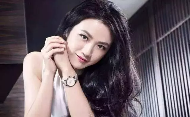 50歲女人「二婚」後的悔悟:這個年紀,男人娶你只有兩個目的!