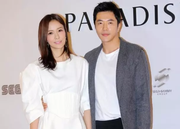 《天國的階梯》權相佑結婚11周年曬「全家福」,兒子宛如縮影「霸氣告白妻子」:平凡就是幸福~~