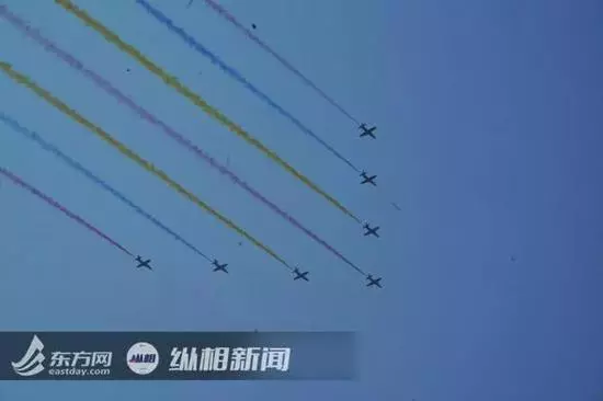 網友看到周總理這張圖瞬間淚目:真的繃不住了!