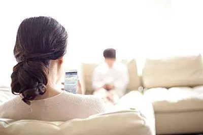 孩子摔一跤,兒媳指責我沒看好,我說:「你出錢請保姆吧」