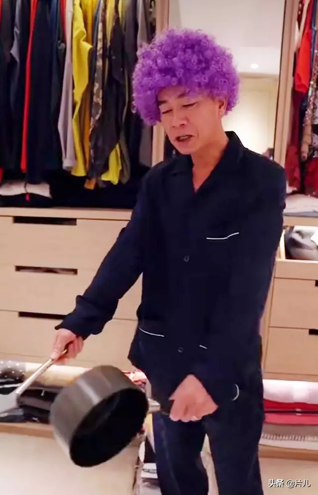 陳小春價值數千萬元豪宅曝光,衣帽間寬敞明亮鄰居為王祖藍