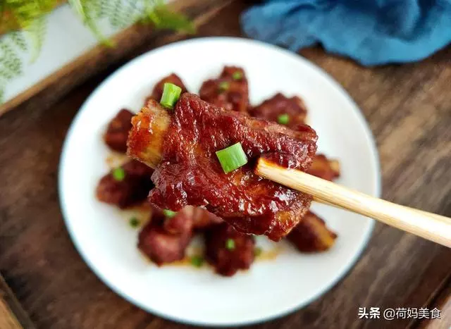 8道菜,都是簡單味美的家常菜,家人吃得好滿足