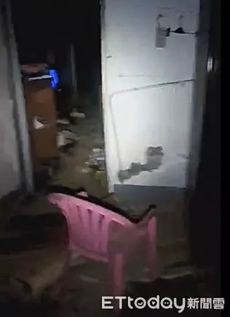 獨/探訪廢棄眷村電視機開機 電源線早斷掉!直播主秒撤:阿公你慢看... | ETtoday社會 | ETtoday新聞雲