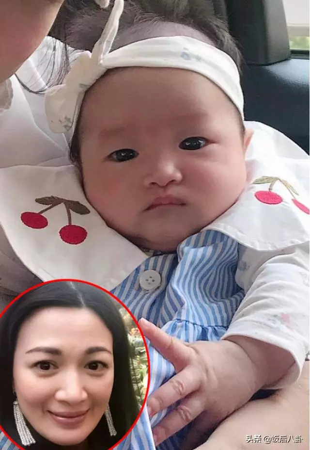 「雙兒」陳少霞3胎女兒正面照曝光,寶寶五官搶鏡超像63歲爸爸!