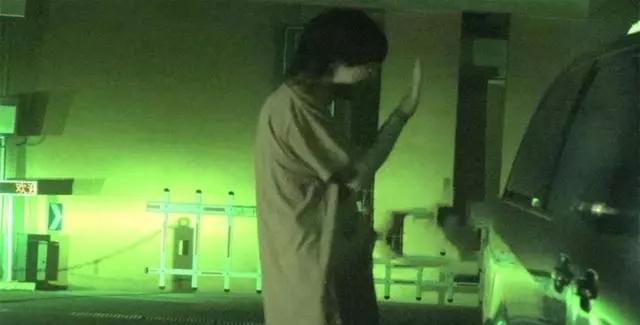 高圓圓帶4個多月大的女兒出門會友,小公主首次曝光嬌小可愛,漂亮的父母,小公主的顏值一定很高!