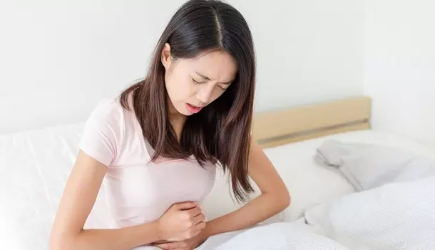 【女生經痛懶人包】一次讓你知道自己の體質是宮寒型還是血熱型!內附舒緩穴位教學