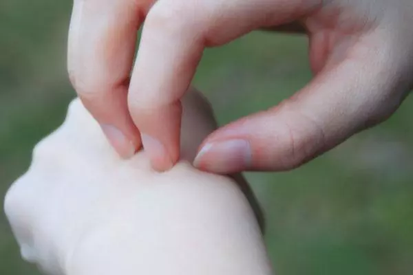 過敏是免疫力低嗎?免疫力低有哪些表現