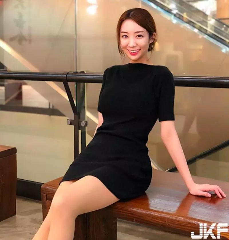 英文老師美到犯規!學生不願下課!網友直呼:老師我也想上課啦!