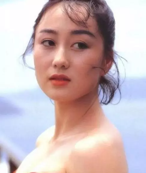 李連杰4個女兒長大後,沒有一個繼承父母顏值,太遺憾了