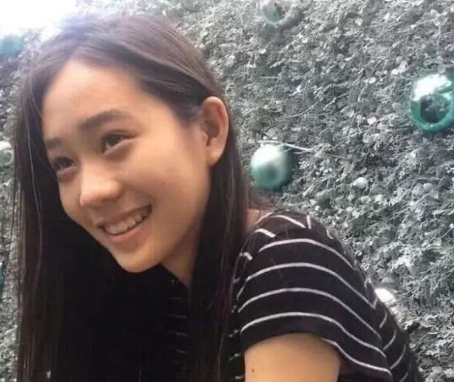 李連杰4個女兒長大後,沒有一個繼承父母顏值,太遺憾了