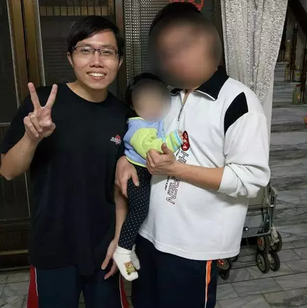 鐵皮工廠燃燒!台中勇消衝第一搜救「受困失聯6小時」 懷雙胞胎孕妻「終於找到老公」瞬間淚崩