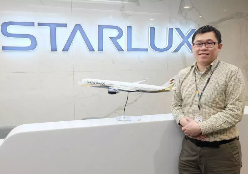 明年即將開航!星宇航空「全新制服曝光」地勤有夠帥 網友一看「飛航員霸氣設計」:還有缺人嗎