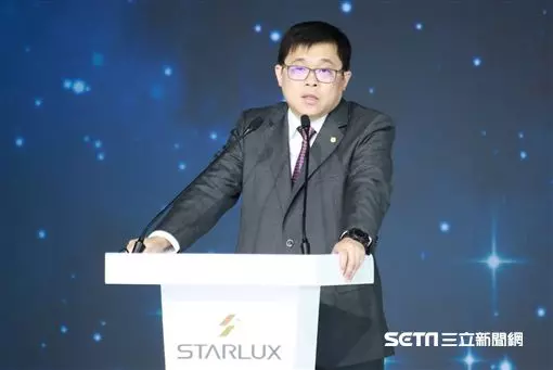 明年即將開航!星宇航空「全新制服曝光」地勤有夠帥 網友一看「飛航員霸氣設計」:還有缺人嗎