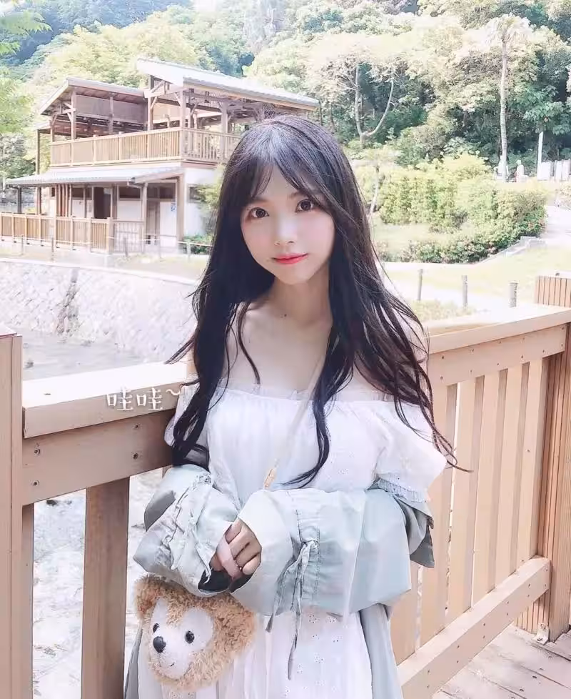 清純模樣的碧波妹妹 引網暴動直呼:好可愛!