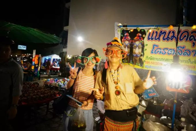 中國小伙第一次來泰國,體驗了晚上的夜生活!直呼:大家來了就不捨得走!