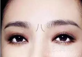 女人眉間八字紋面相解說 , 女人眉間有純八字紋易與丈夫感情不好 !