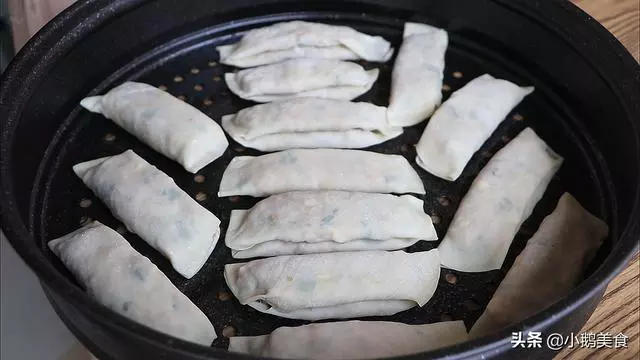 金針菇最好吃的做法,不塞牙易消化,加花生簡單一做,全家都愛吃