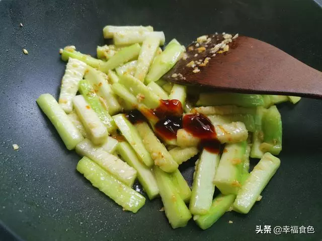 教你在家做絲瓜最好吃的做法,簡單又營養,想不好吃都難