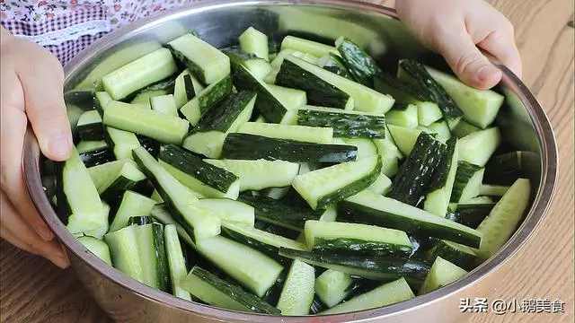 祖傳腌黃瓜秘方,簡單一切一壓一年不會壞,爽脆開胃比吃肉都過癮