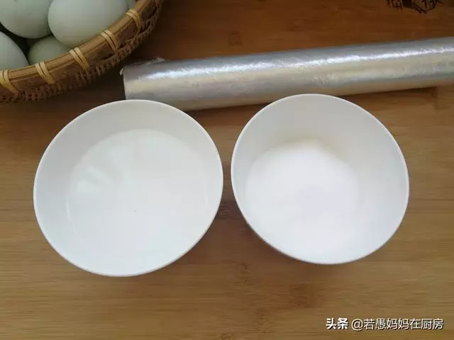 腌制鹹鴨蛋好吃有秘訣,無需黃泥,無需鹽水,個個起沙流油,真香