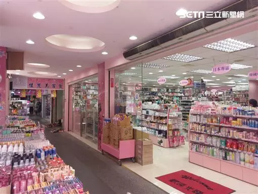 最大親子文創市集 即將封街飆行李箱。「逛街」沒什麼?用「競速」購物才瘋狂!