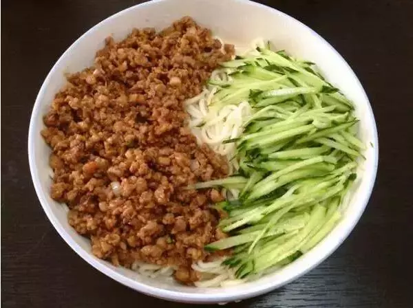 肉沫的家常做法,簡單又美味,趕緊學起來吧