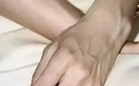 手上青筋越多,說明越……尤其是女性一定要看!