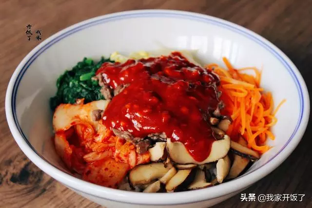 這飯拌一拌就上桌,比燜飯好吃,比煲仔飯簡單,熱量低,懶人必學