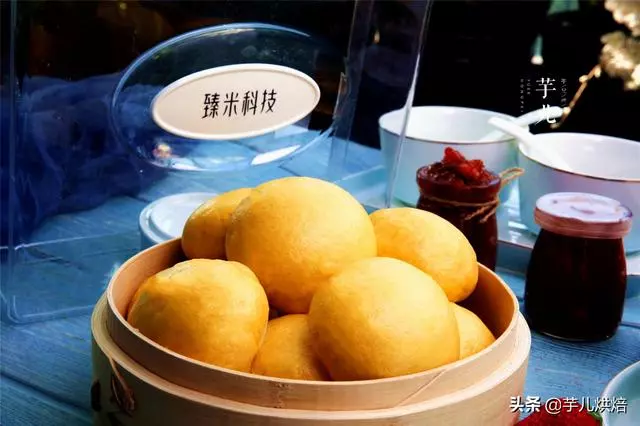 教你不用發麵的南瓜饅頭做法,不加一滴水,鬆軟香甜,比麵包好吃